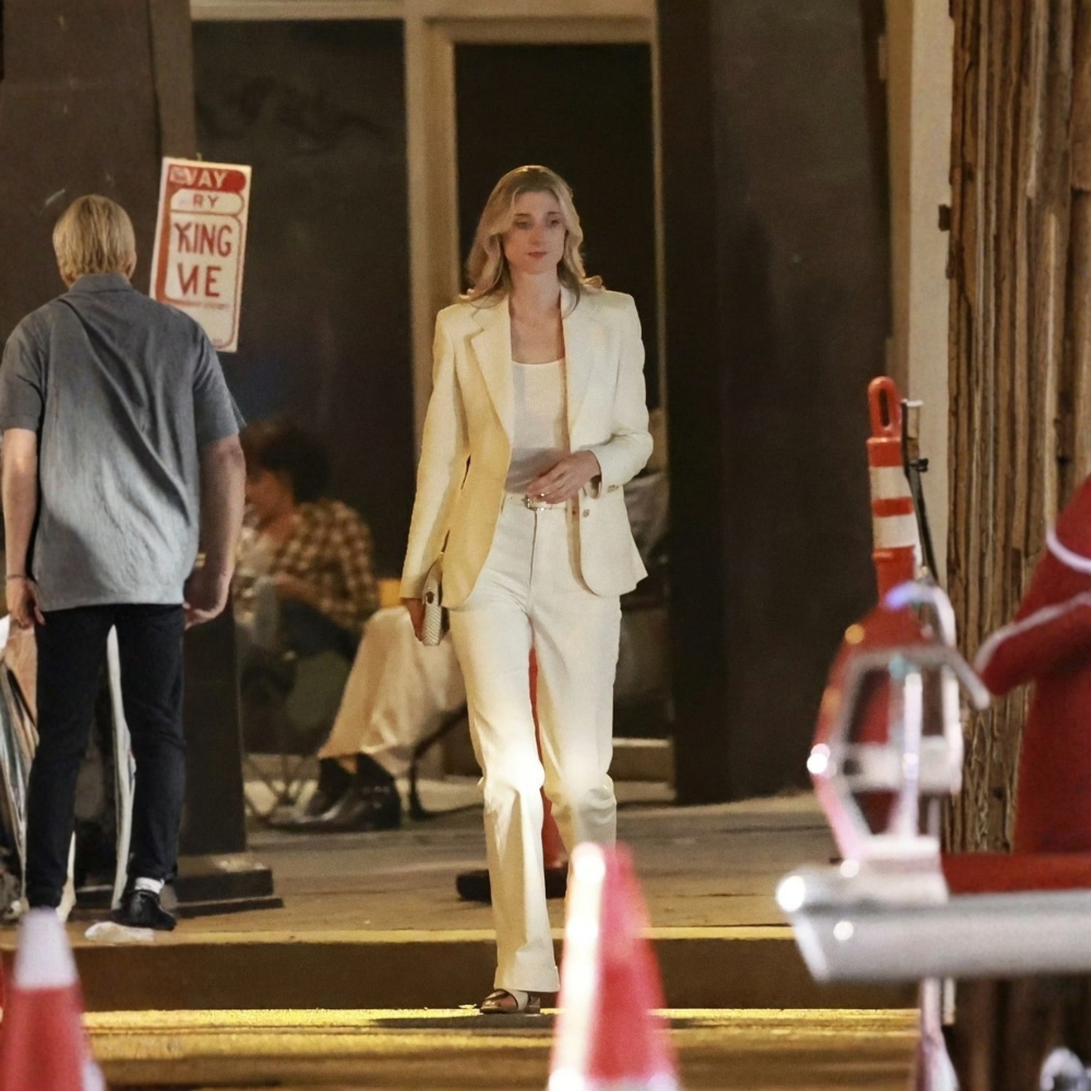 The Adventures of Cliff Booth Elizabeth Debicki Blazer-character